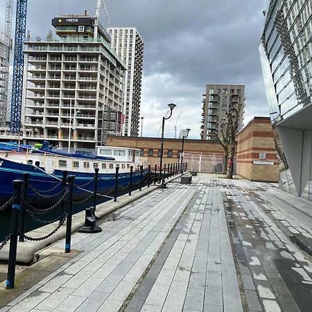 Canary Wharf Holiday Rooms لندن المظهر الخارجي الصورة