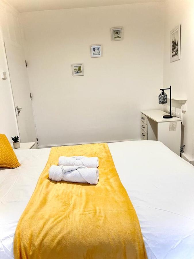 Canary Wharf Holiday Rooms لندن المظهر الخارجي الصورة