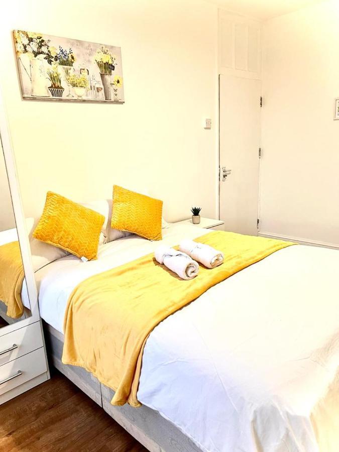 Canary Wharf Holiday Rooms لندن المظهر الخارجي الصورة
