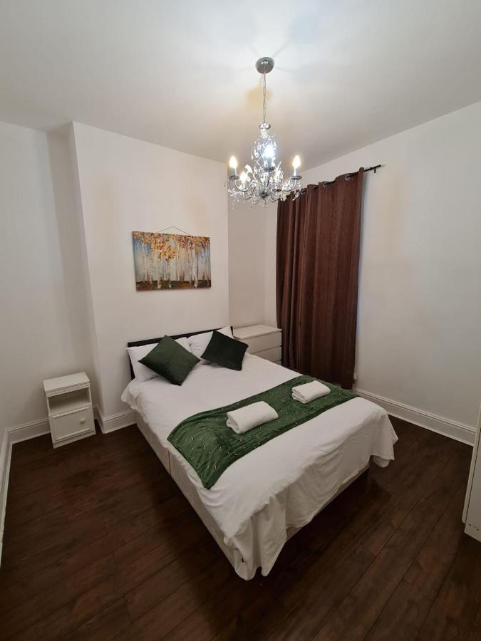 Canary Wharf Holiday Rooms لندن المظهر الخارجي الصورة