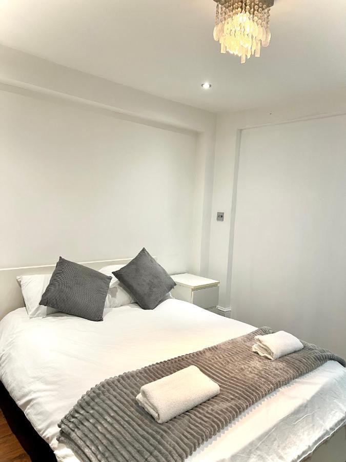 Canary Wharf Holiday Rooms لندن المظهر الخارجي الصورة
