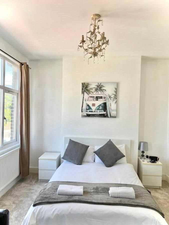 Canary Wharf Holiday Rooms لندن المظهر الخارجي الصورة