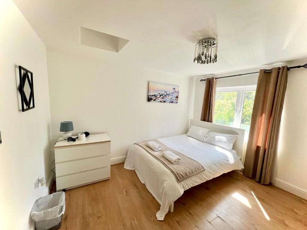 Canary Wharf Holiday Rooms لندن المظهر الخارجي الصورة